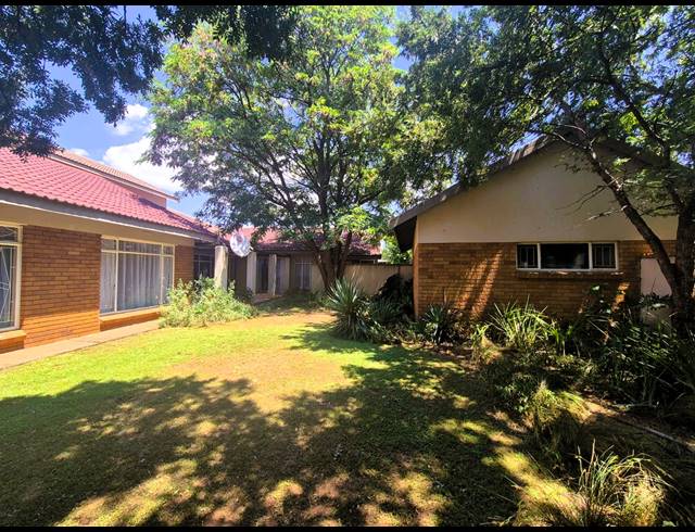 3 BEDROOM HOUSE FOR SALE IN THREE RIVERS EAST